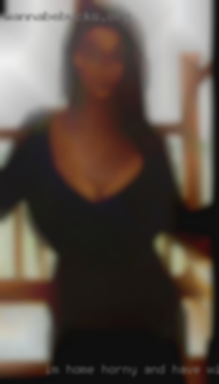 I'm home horny and have wives some fun.